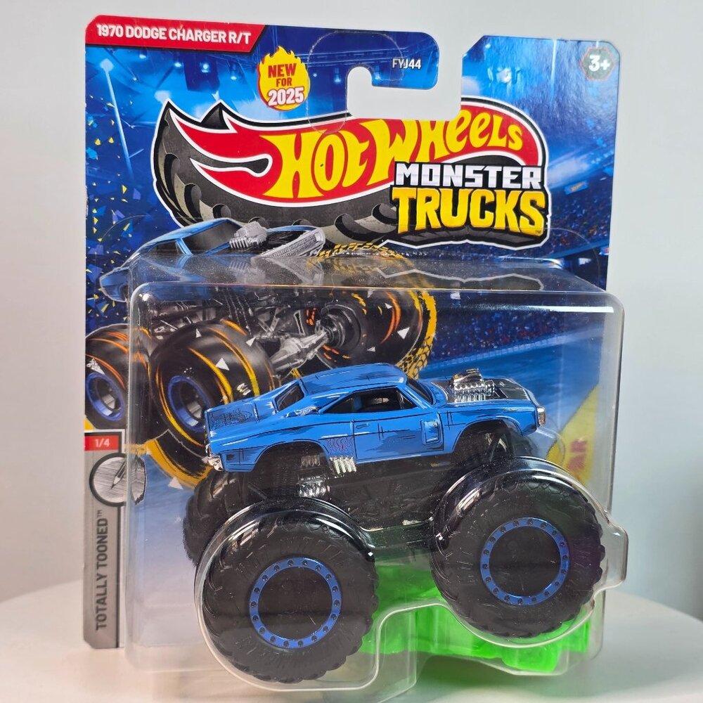 Hot Wheels Monster Trucks 1970 Dodge Charger R/T